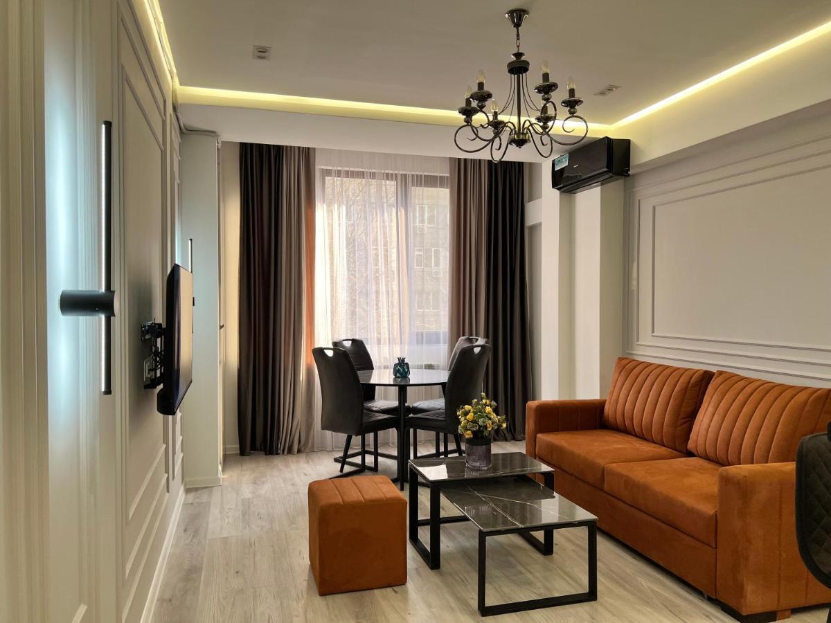 Cozy Apt 3 City Center Erivan Exterior foto