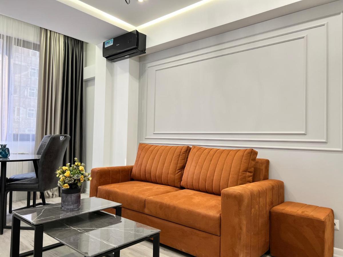 Cozy Apt 3 City Center Erivan Exterior foto